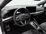 Volkswagen Golf Variant R-Line-Edition 1.5 eTSi Automaat 116 Pk | Trekhaak | 360 Camera | Stoel & Stuur Verwarming | Koplampverlichting Led Matrix |  Climatronic |