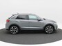 Volkswagen T-Roc R-Line-Edition 1.5 110 kW / 150 pk TSI DSG | Navigatie | 19" Velgen | Adaptieve Cruise Control | App Connect | Stoelverwarming | Draadloze Carplay |