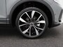 Volkswagen T-Roc R-Line-Edition 1.5 110 kW / 150 pk TSI DSG | Navigatie | 19" Velgen | Adaptieve Cruise Control | App Connect | Stoelverwarming | Draadloze Carplay |