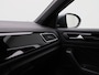 Volkswagen T-Roc R-Line-Edition 1.5 110 kW / 150 pk TSI DSG | Navigatie | 19" Velgen | Adaptieve Cruise Control | App Connect | Stoelverwarming | Draadloze Carplay |