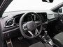 Volkswagen T-Roc R-Line-Edition 1.5 110 kW / 150 pk TSI DSG | Navigatie | 19" Velgen | Adaptieve Cruise Control | App Connect | Stoelverwarming | Draadloze Carplay |