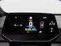 Volkswagen ID.3 Black Edition 52 kWh 170 pk | 19" Lichtmetalen Velgen | Parkeersensoren | Cruise Control Adaptief | App Connect |