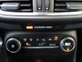 Ford Fiesta 1.0 Turbo 95pk ST-Line | Navi | Automatische airco | 17 inch | Privacy glass | All weather banden