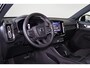 Volvo EX40 Single Motor Extended Range Plus 82 kWh IntelliSafe Assist & Surround - Parkeercamera achter - Voorstoelen elektrisch bedienbaar - Verwarmde voorstoelen & stuur - Parkeersensoren voor & achter - Warmtepomp - Draadloze tel. lader - 19' LMV