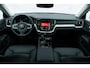 Volvo V60 T6 AWD 350 pk Plug-in hybrid Essential | Op voorraad | Moritz Leder Charcoal | 18" Diamond Black velgen | Verw.stoelen V+A | Park Assist V+A