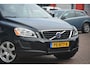 Volvo XC60 2.0 D3 Momentum 5 cilinder onderhoudshistorie aanwezig laatste beurt bij 136000km met oa navigatie pdc achter cruise control city safety