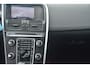 Volvo XC60 2.0 D3 Momentum 5 cilinder onderhoudshistorie aanwezig laatste beurt bij 136000km met oa navigatie pdc achter cruise control city safety