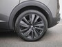 Peugeot 3008 1.6 HYbrid 225 Blue Lease GT | Panoramadak | Leder | Trekhaak | Elek Koffer | Stoelverwarming | Camera | Climate | Navigatie | Cruise Control