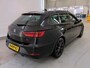 SEAT Leon ST 1.5 TSI 150pk Automaat FR Ultimate Edition Black | Panoramadak | CarPlay | Camera | PDC | 18" | Leder / Alcantara