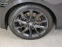 SEAT Leon ST 1.5 TSI 150pk Automaat FR Ultimate Edition Black | Panoramadak | CarPlay | Camera | PDC | 18" | Leder / Alcantara