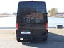 Volkswagen Crafter 2.0 TDI 177PK Automaat L3H3 Highline | 3,99% FL Actie | Nieuw Model | Geveerde Stoel | Airco | Cruise Control | PDC | Bijrijdersbank | Trekhaak | Achteruitrijcamera |