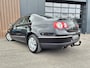 Volkswagen Passat 1.8 TFSI Highline | Leder | Nwe ketting | Trekhaak | Navi
