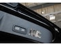 Volvo XC40 T2 Automaat R-Design Parkeer Camera| Park Assist voor en Achter| 19"Lichtmetalen Velgen| Verwarmbare Voorstoelen| Verwarmbaar Stuurwiel.