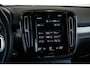 Volvo XC40 T2 Automaat R-Design Parkeer Camera| Park Assist voor en Achter| 19"Lichtmetalen Velgen| Verwarmbare Voorstoelen| Verwarmbaar Stuurwiel.