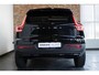 Volvo XC40 T2 Automaat R-Design Parkeer Camera| Park Assist voor en Achter| 19"Lichtmetalen Velgen| Verwarmbare Voorstoelen| Verwarmbaar Stuurwiel.