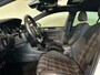 Volkswagen Golf 2.0 TSI GTI PARELMOER l PANO l DSG l 220PK l ACC l 19&#39;&#39; l