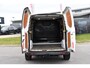 Ford Transit Custom 2.2 TDCI L1H1 Black & White Edition Cruise, Airco, Trekhaak, 100pk, 2 x Stoel, Voorruit verwarming, Uniek!