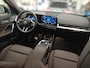 BMW iX1 xDrive30 (67 kWh) M-SPORT ** LED, BRUIN LEDER, PANORAMA, TREKH, ACC, H&K SOUND, 20-inch LMV ** 26k onder NP - EX BMW-AG ** ** INFORMEER OOK NAAR ONZE AANTREKKELIJKE FINANCIAL-LEASE TARIEVEN **