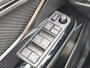 Toyota C-HR 1.8 Hybrid Style Bi-tone | Premium Pakket | Sensoren v/a | Andro