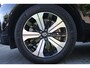 Volvo XC60 T6 350PK AUT8 Recharge AWD Plus Dark | 360 Graden Camera | Trekhaak | Parkeersensoren | Verwarmbare Voor- En Achterstoelen | Apple Carplay/Android Auto | Navigatiesysteem | Panorama Dak | Electronic Climate Control | Draadloze Telefoonlader | Rijstrooksensor Met Correctie | Verwarmbaar Stuurwiel | Keyless Entry