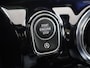 Mercedes-Benz CLA 180 AMG Line | Panoramadak | Sfeerverlichting | Nightpakket | Stoelverwarming | Multimedia Systeem Groot |