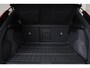 Volvo EX40 Single Motor Core 70 kWh - Parkeercamera achter - Parkeersensoren voor & achter - Luxe lederen bekleding - Cruise control - Zwart Dak - Apple Carplay - Elektr. inklapbare trekhaak - 21' LMV - Fiscale waarde € 48.800,-