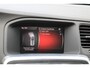 Volvo V60 T3 Automaat Nordic+ Sport | Navigatie| R-design| Standkachel| Stoeverwarming voor| Trekhaak| Bi-Xenon koplampen|