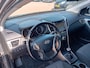 Hyundai i30 1.6 GDI i-Catcher, Airco, Automatisch, Multimediasysteem, Bluetooth telefoonverbinding, Navigatie, Cruise control, Parkeersensoren, Camera, Elektrische ramen en spiegels(inklapbaar), Centrale vergrendeling met AB, Lichtmetalen velgen, Nette originele NL auto, BOVAG