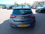 Hyundai i30 1.6 GDI i-Catcher, Airco, Automatisch, Multimediasysteem, Bluetooth telefoonverbinding, Navigatie, Cruise control, Parkeersensoren, Camera, Elektrische ramen en spiegels(inklapbaar), Centrale vergrendeling met AB, Lichtmetalen velgen, Nette originele NL auto, BOVAG