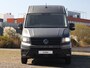 Volkswagen Crafter 2.0 TDI 177PK Automaat L3H3 Highline | 3,99% FL Actie | Nieuw Model | Airco | Cruise | PDC | ErgoComfort Stoel | Navigatie | Alarm | Achteruitrijcamera | Digital Cockpit |