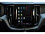 Volvo XC60 2.0 T6 Plug-in hybrid AWD Plus Dark Panoramadak | Verwarmbare voorstoelen + Stuurwiel | 360 Graden Parkeercamera | Google Infotainment