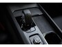 Volvo XC60 2.0 T6 Plug-in hybrid AWD Plus Dark Panoramadak | Verwarmbare voorstoelen + Stuurwiel | 360 Graden Parkeercamera | Google Infotainment