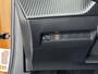 Peugeot e-2008 SUV Style 50 kWh 136 pk | ACCU 100% | Fase 3 | Navigatie | Camera | Led