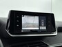Peugeot e-2008 SUV Style 50 kWh 136 pk | ACCU 100% | Fase 3 | Navigatie | Camera | Led