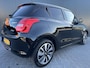 Suzuki Swift 1.2 Stijl Smart Hybrid 90 PK + NAVI + CLIMA + CRUISE + LMV + CAMERA + STOELVERWARMING + LED