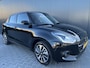 Suzuki Swift 1.2 Stijl Smart Hybrid 90 PK + NAVI + CLIMA + CRUISE + LMV + CAMERA + STOELVERWARMING + LED