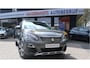 Peugeot 5008 130 Pk Benzine * AUTOMAAT * 7-Persoons * Hele Mooie Luxe * Distributieriem 2024 vervangen * Navigatie * 1/2 Leder Interieur * L.M. Velgen met Vierseizoenenbanden * Achteruitrij Parkeer Camera * Electr Bedienbare Achterklep * Keyless Entry & Start Button * Vingerhoets: Vierde Generatie Eersteklas Service !