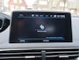 Peugeot 5008 130 Pk Benzine * AUTOMAAT * 7-Persoons * Hele Mooie Luxe * Distributieriem 2024 vervangen * Navigatie * 1/2 Leder Interieur * L.M. Velgen met Vierseizoenenbanden * Achteruitrij Parkeer Camera * Electr Bedienbare Achterklep * Keyless Entry & Start Button * Vingerhoets: Vierde Generatie Eersteklas Service !