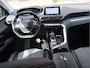 Peugeot 5008 130 Pk Benzine * AUTOMAAT * 7-Persoons * Hele Mooie Luxe * Distributieriem 2024 vervangen * Navigatie * 1/2 Leder Interieur * L.M. Velgen met Vierseizoenenbanden * Achteruitrij Parkeer Camera * Electr Bedienbare Achterklep * Keyless Entry & Start Button * Vingerhoets: Vierde Generatie Eersteklas Service !