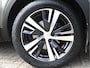 Peugeot 5008 130 Pk Benzine * AUTOMAAT * 7-Persoons * Hele Mooie Luxe * Distributieriem 2024 vervangen * Navigatie * 1/2 Leder Interieur * L.M. Velgen met Vierseizoenenbanden * Achteruitrij Parkeer Camera * Electr Bedienbare Achterklep * Keyless Entry & Start Button * Vingerhoets: Vierde Generatie Eersteklas Service !