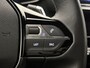 Peugeot 2008 SUV Allure Hybrid 136 pk Automaat | Navigatie | Achteruitrijcamera | Parkeersensoren Voor en Achter | LED Koplampen | Keyless Start | Lederen Stuurwiel | Dodehoek Detectie | Climate Control | Cruise Control | 17" Lichtmetalen Velgen | Apple Carplay/Android Auto |