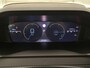 Peugeot 2008 SUV Allure Hybrid 136 pk Automaat | Navigatie | Achteruitrijcamera | Parkeersensoren Voor en Achter | LED Koplampen | Keyless Start | Lederen Stuurwiel | Dodehoek Detectie | Climate Control | Cruise Control | 17" Lichtmetalen Velgen | Apple Carplay/Android Auto |