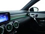 Mercedes-Benz A-klasse 250 e Business Solution AMG | Nightpakket | AMG Line Plus pakket | Parkeerpakket met 360°-camera | KEYLESS GO-comfortpakket | Verwarmde stoelen vooraan | Extra USB-poorten | Dodehoekassistent | Head-up display |