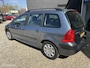 Peugeot 307 Break 1.4-16V XR met airco en trekhaak