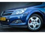 Opel Astra GTC 1.8 Sport Net binnen; Jouw droomauto?