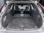 Volvo XC60 B4 R-Design | 19" | Adaptieve cruise | BLIS | Parkeercamera | Stoel/stuurverwarming | Elektr. verst. best. stoel | Keyles