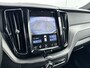 Volvo XC60 B4 R-Design | 19" | Adaptieve cruise | BLIS | Parkeercamera | Stoel/stuurverwarming | Elektr. verst. best. stoel | Keyles