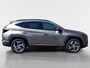 Hyundai Tucson 1.6 T-GDI PHEV Comfort 4WD | Origineel NL auto | slechts 11.511 km! | PLug-in Hybride | PDC | Camera | Stoelverwarming | LMV | Navigatie |