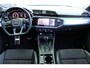 Audi Q3 Sportback 45 TFSI Quattro S-Line binnen en buiten - Panoramadak - Dealer onderhouden Adaptive Cruise control - Hooglans zwarte details. 20 inch - Bang & Olufsen