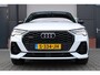 Audi Q3 Sportback 45 TFSI Quattro S-Line binnen en buiten - Panoramadak - Dealer onderhouden Adaptive Cruise control - Hooglans zwarte details. 20 inch - Bang & Olufsen
